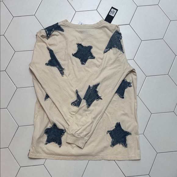 One Teaspoon x Free People Denim Star Boyfriend Longsleeve Tee sz M $145 - Picture 3 of 3